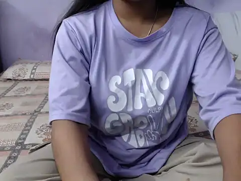 Freya nia online show from February 22, 2025, 7:03 pm