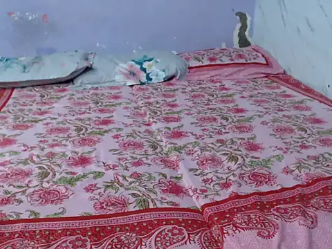 Freya nia online show from October 11, 2025, 8:04 am