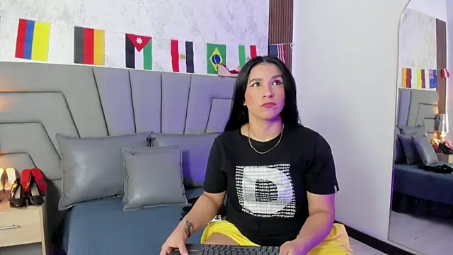 Snapshot of Sofi_Perez_ chatting on July 6, 2026, 11:28 am Sofi Perez online show from July 6, 2026, 11:28 am