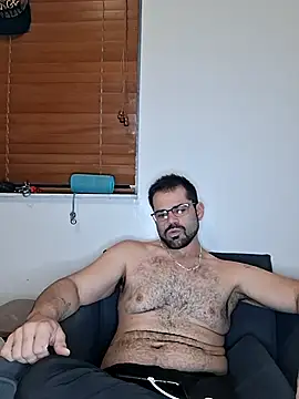 Zander823 online show from February 14, 2026, 3:29 am