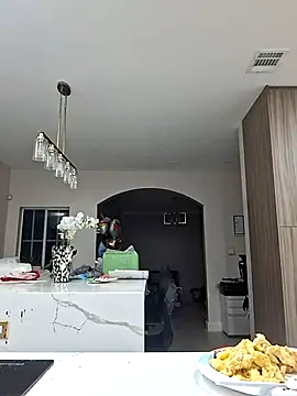 Zander823 online show from February 25, 2026, 2:45 am