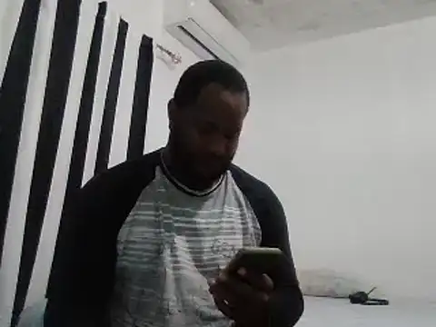 Bighood T online show from December 6, 2024, 2:18 am