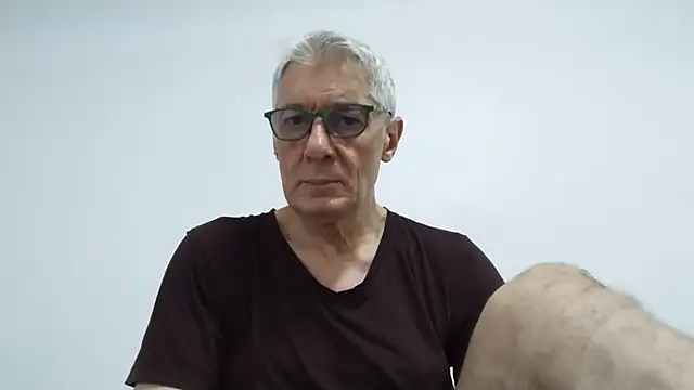 BIGUNCUTHARDCOCK online show from June 13, 2026, 11:56 pm