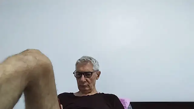 BIGUNCUTHARDCOCK online show from August 3, 2026, 12:41 am