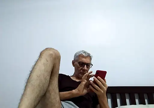 BIGUNCUTHARDCOCK online show from August 1, 2026, 12:08 am