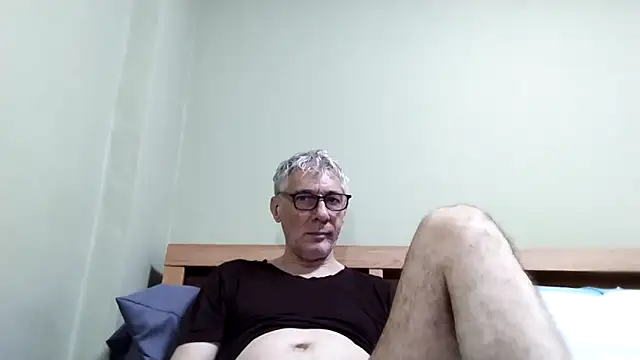 BIGUNCUTHARDCOCK online show from November 12, 2025, 2:21 pm