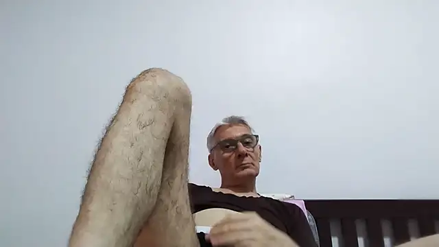 BIGUNCUTHARDCOCK online show from June 25, 2026, 7:35 am