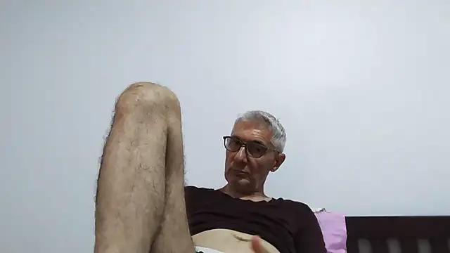 BIGUNCUTHARDCOCK online show from July 7, 2026, 7:23 am