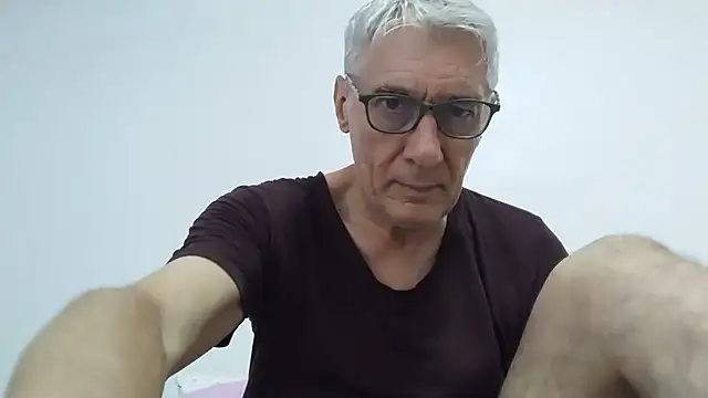 BIGUNCUTHARDCOCK online show from June 16, 2026, 12:32 am