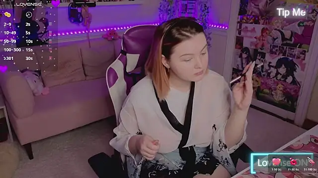 Snapshot of Unholy_Lady chatting on February 22, 2026, 6:27 am Unholy Lady online show from February 22, 2026, 6:27 am