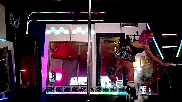 MadisonMarie online show from October 18, 2025, 5:20 am