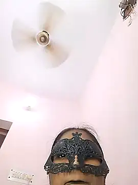 Love Winss online show from July 22, 2026, 6:26 am
