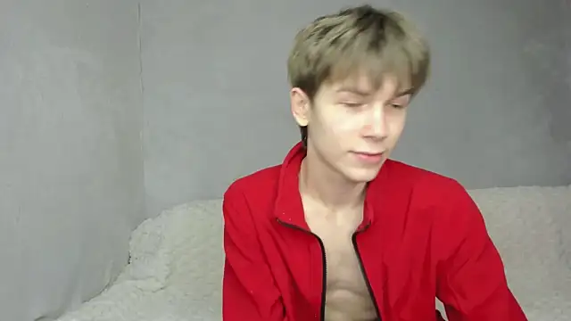 Makentoshi  online show from March 6, 2026, 9:26 am