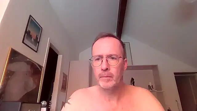 Lolodamour72 online show from July 19, 2026, 1:30 pm