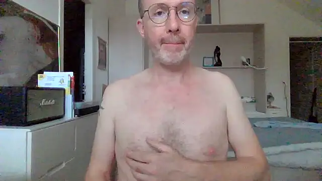 Lolodamour72 online show from July 22, 2026, 2:52 pm