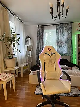  AHHA  online show from October 17, 2025, 9:34 am