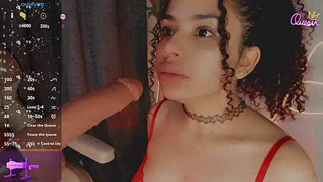 Snapshot of Queen_Deepthroat chatting on March 16, 2026, 11:40 pm Queen Deepthroat online show from March 16, 2026, 11:40 pm