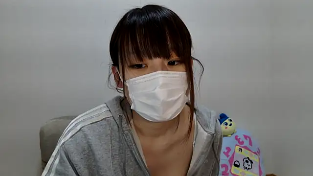 hi---chan- online show from March 12, 2025, 6:43 pm