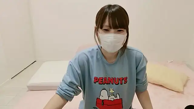 hi---chan- online show from October 16, 2025, 11:40 am