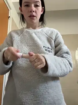 RoxiBlack online show from December 16, 2025, 7:56 am