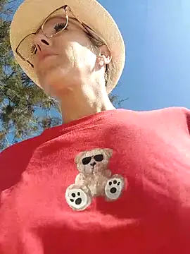 blondyruby online show from September 14, 2025, 10:04 am