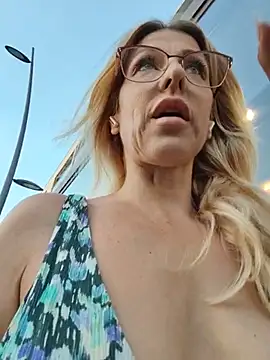 blondyruby online show from June 29, 2026, 7:24 pm