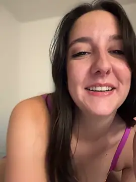  Juliette online show from October 1, 2025, 8:13 pm