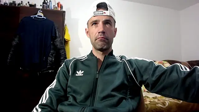 I like older menn online show from March 11, 2026, 6:07 am