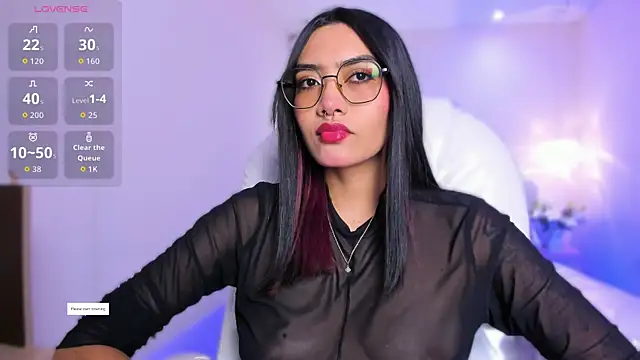 Snapshot of AzuraKindong chatting on June 9, 2026, 7:26 pm AzuraKindong online show from June 9, 2026, 7:26 pm