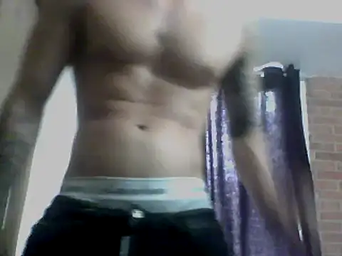 Skater29xx2 online show from February 14, 2025, 9:32 pm