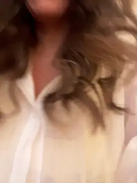 ChristyAdair online show from November 17, 2025, 2:32 pm