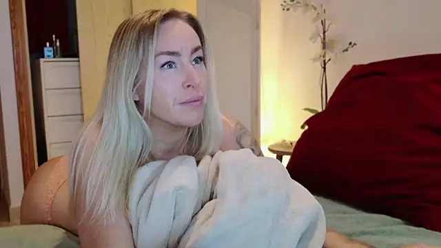 ChristyAdair online show from February 25, 2025, 7:27 pm