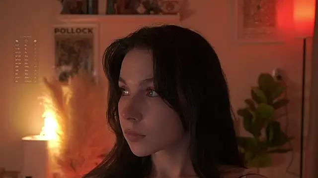 DramaQueennn  online show from February 7, 2026, 1:24 am