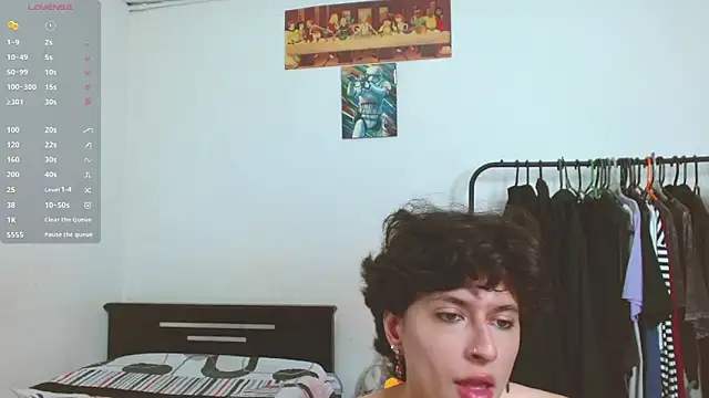 timmyhotmilk online show from October 19, 2025, 10:07 am