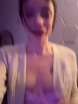 Snapshot of greedybratt chatting on March 11, 2026, 7:13 am greedybratt online show from March 11, 2026, 7:13 am