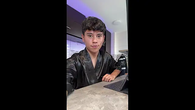 Angel esteban fx online show from March 16, 2026, 8:33 pm