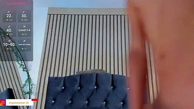 Angel esteban fx online show from February 3, 2026, 2:53 am