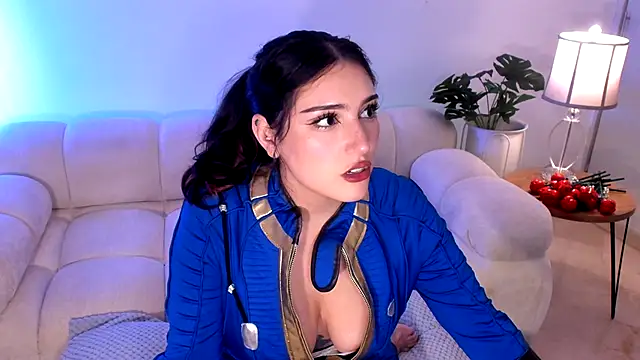 freya bella  online show from September 28, 2025, 6:53 am