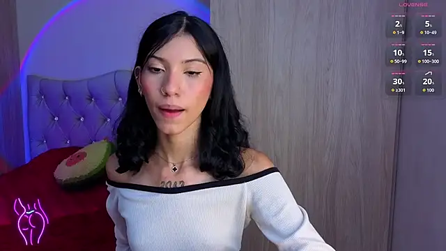 atenea jones online show from July 29, 2026, 6:07 pm