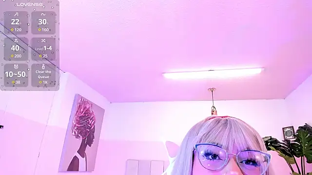 Red lady online show from March 20, 2025, 4:07 am