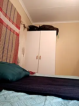 curvybigAssxx online show from October 5, 2025, 3:19 am