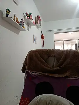 emilypoppy3 online show from July 30, 2026, 7:02 pm