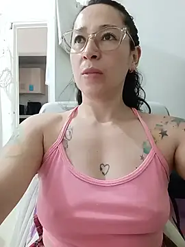 emilypoppy3 online show from July 24, 2026, 6:48 pm