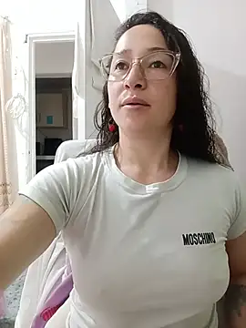 emilypoppy3 online show from July 25, 2026, 12:55 pm