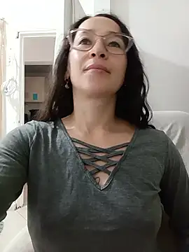 emilypoppy3 online show from July 15, 2026, 6:15 pm