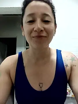 emilypoppy3 online show from May 15, 2026, 11:58 pm