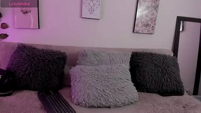 Murieel 69 online show from February 12, 2026, 9:36 pm