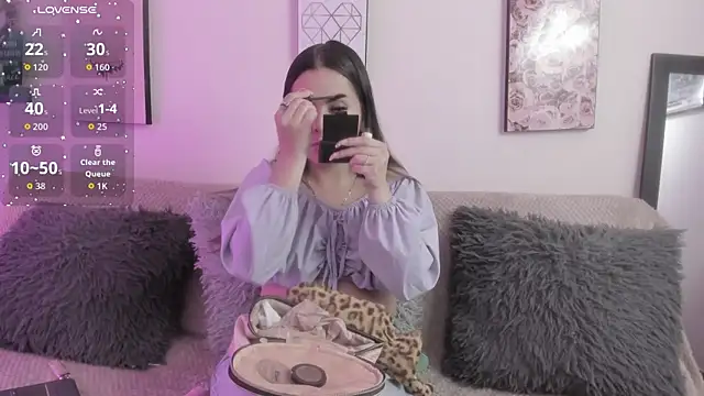 Murieel 69 online show from October 7, 2025, 7:26 pm