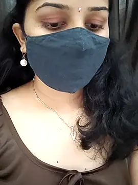 Angleannie online show from December 18, 2025, 4:33 pm