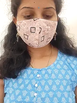 Angleannie online show from October 28, 2025, 2:27 pm